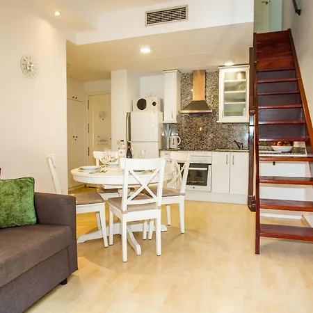 Al28 Duplex En La Playa, Fenals, Costa Brava Apartment